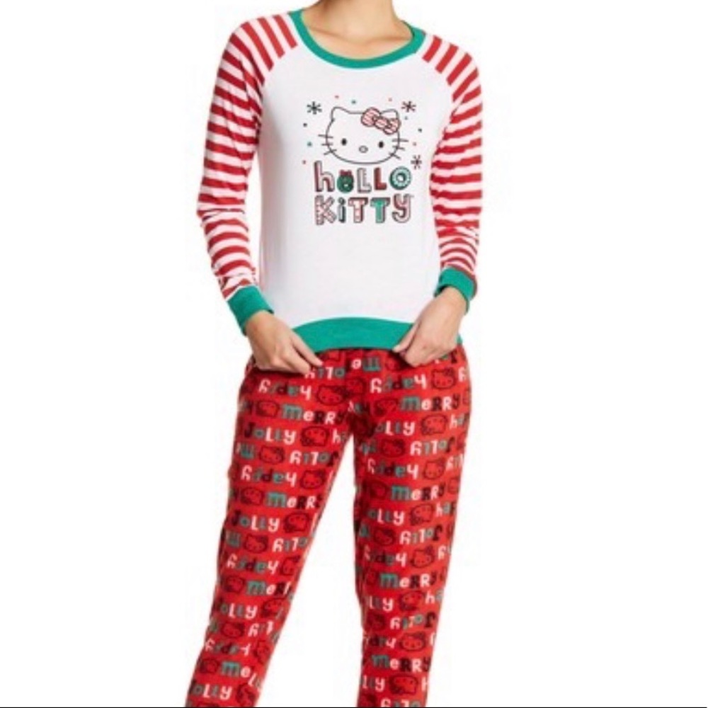 ❌SOLD❌ HELLO KITTY PAJAMA SET COZY JOLLY